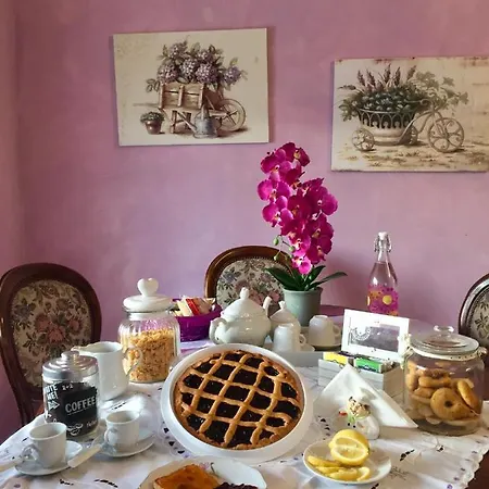 Montecrespini Фермерский дом Сатурния