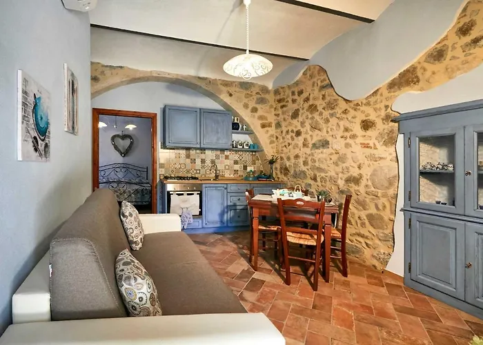 Montecrespini Lantgård *